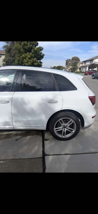 2017 Audi FY Q5 - Image 2 of 12