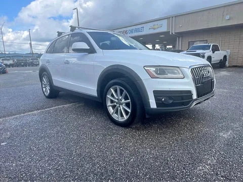 2017 Audi Q5 2.0T Premium Plus Sport Utility 4D