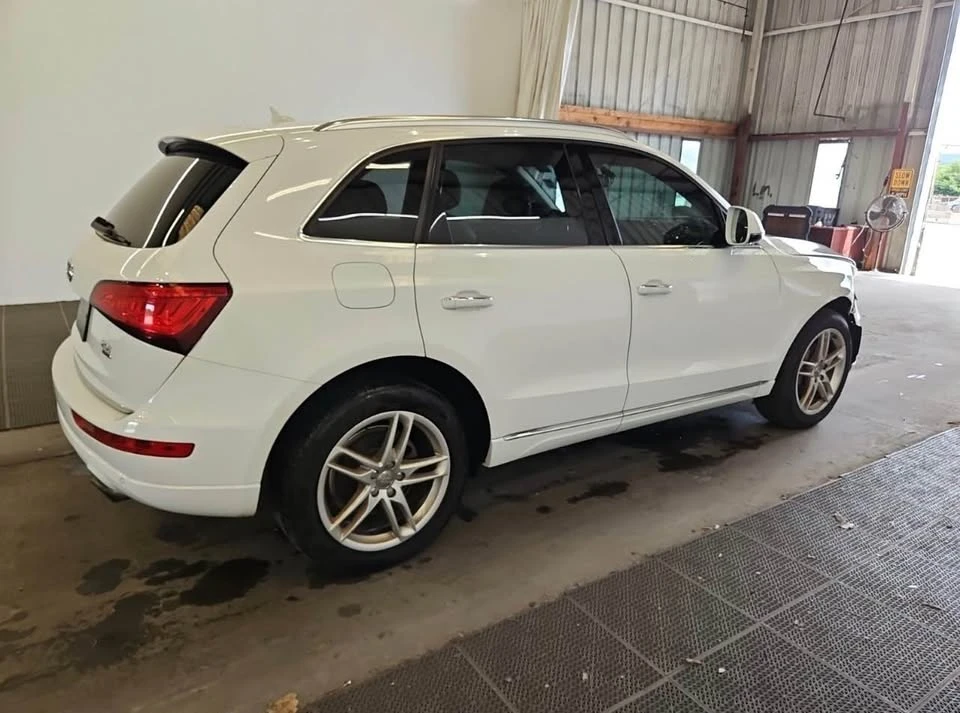 2017 Audi FY Q5 - Image 8 of 12