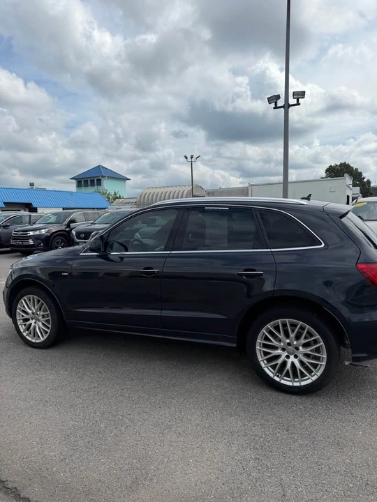 2017 Audi 8R Q5 - Image 5 of 16