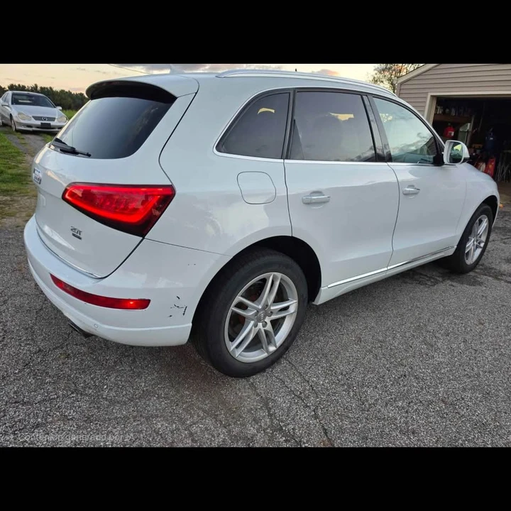 2017 Audi FY Q5 - Image 2 of 13