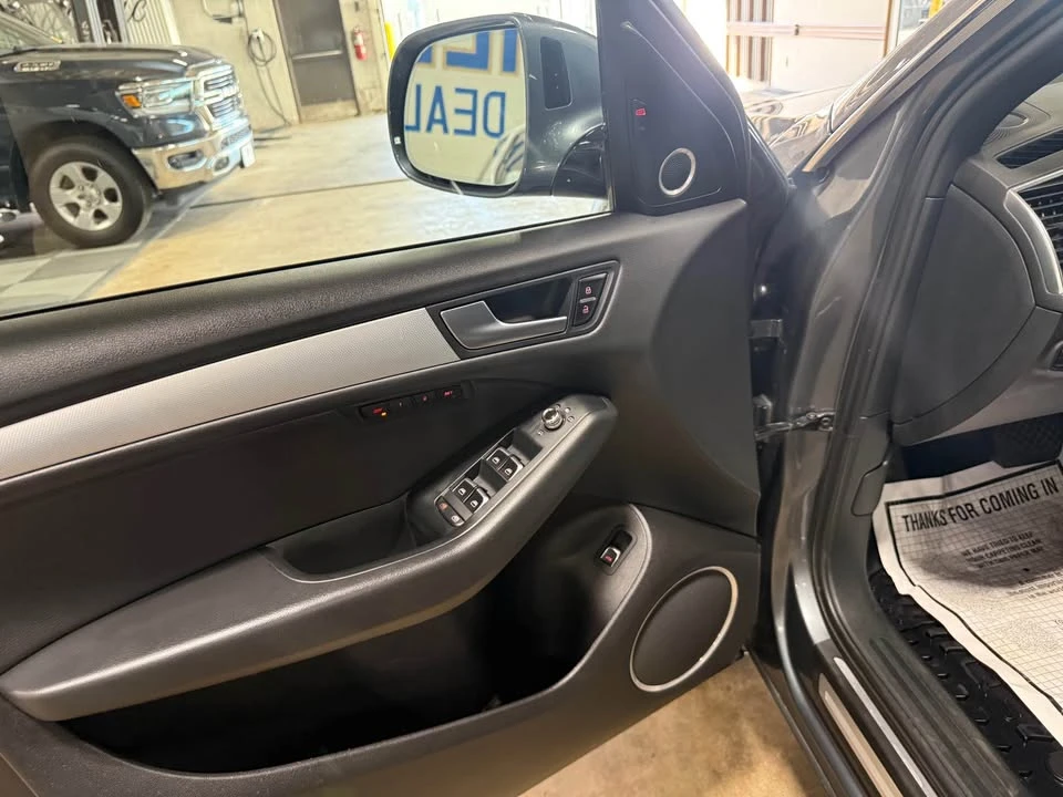 2017 Audi FY Q5 - Image 9 of 17