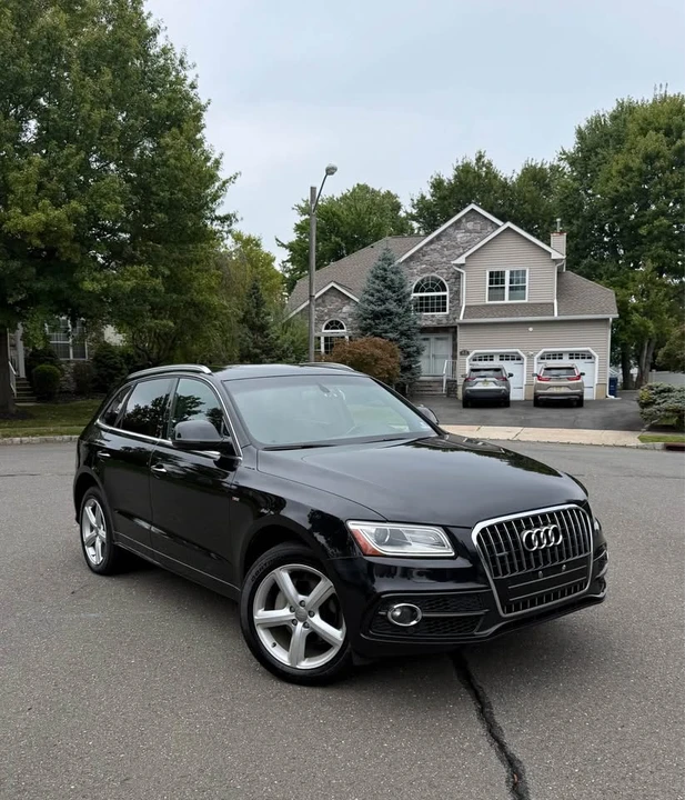 2017 Audi FY Q5 - Image 2 of 16