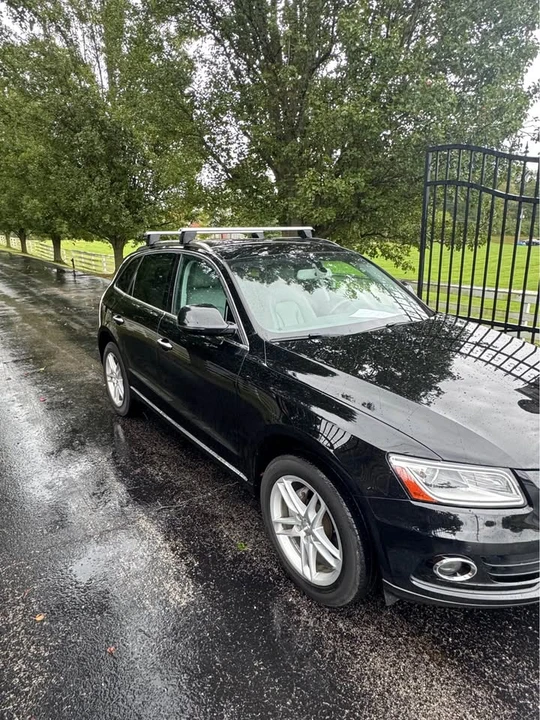 2017 Audi FY Q5 - Image 2 of 9