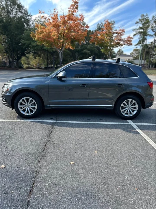 2017 Audi FY Q5 - Image 2 of 15