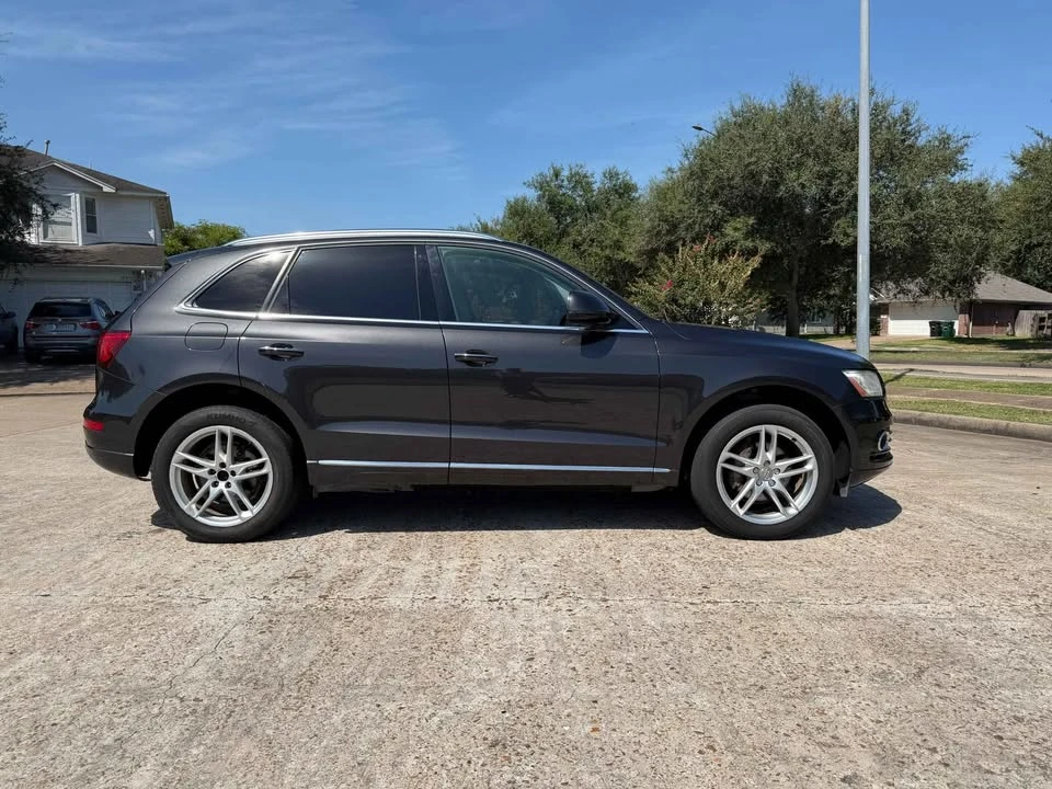 2017 Audi FY Q5 - Image 2 of 17