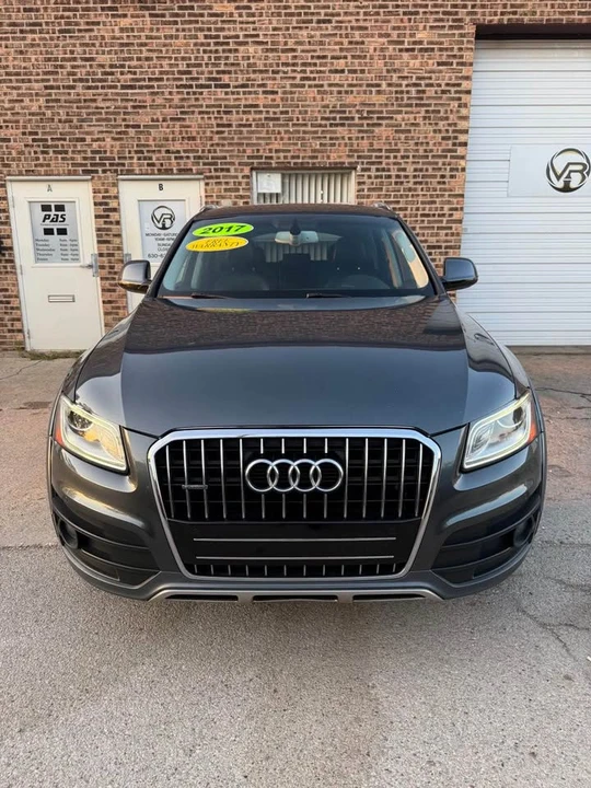 2017 Audi FY Q5 - Image 2 of 8