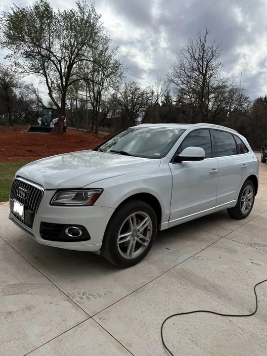 2017 Audi 8R Q5 - Image 2 of 10