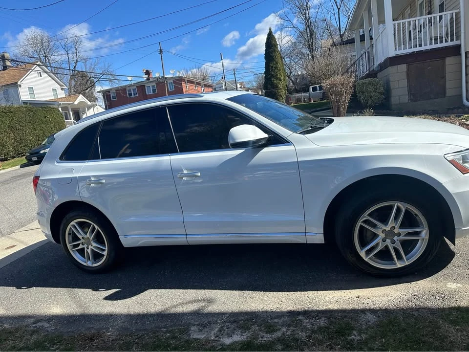 2017 Audi FY Q5 - Image 2 of 5