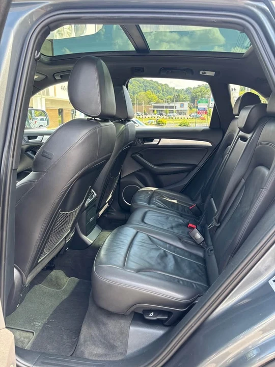 2017 Audi FY Q5 - Image 11 of 19