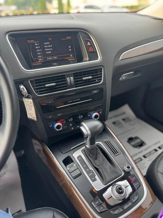 2017 Audi FY Q5 - Image 8 of 11
