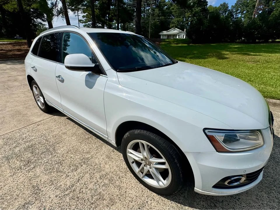 2017 Audi 8R Q5 - Image 2 of 8