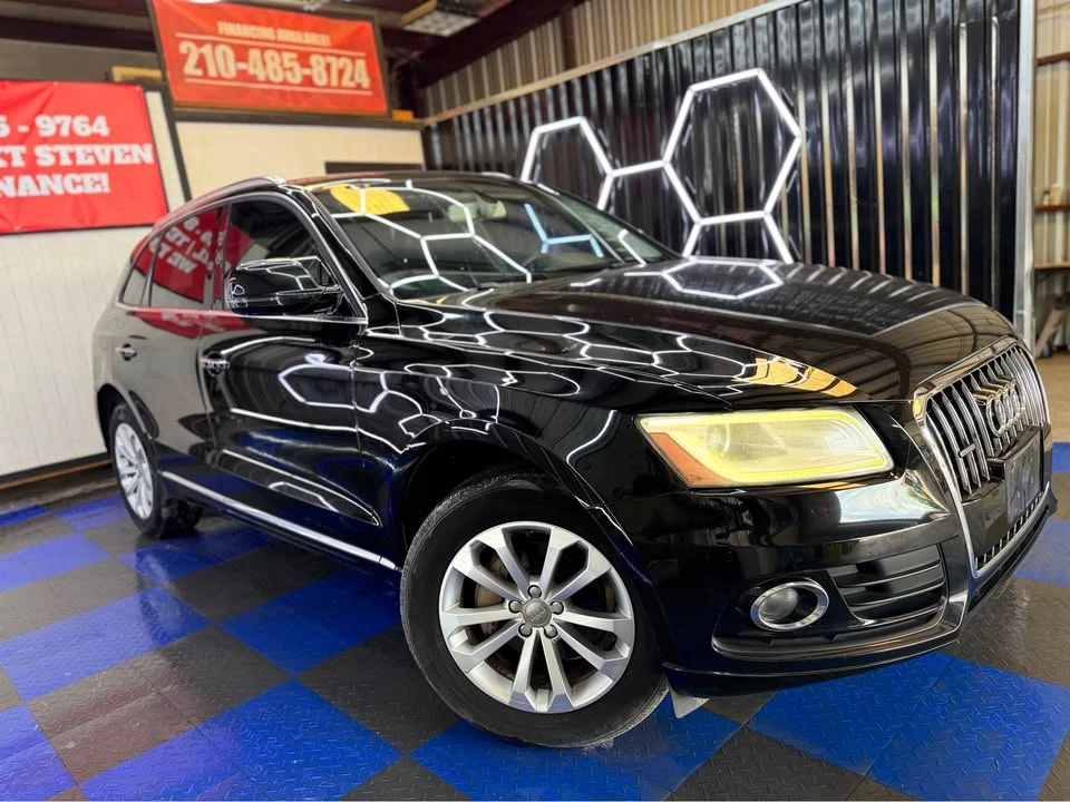 2017 Audi 8R Q5 - Image 2 of 13