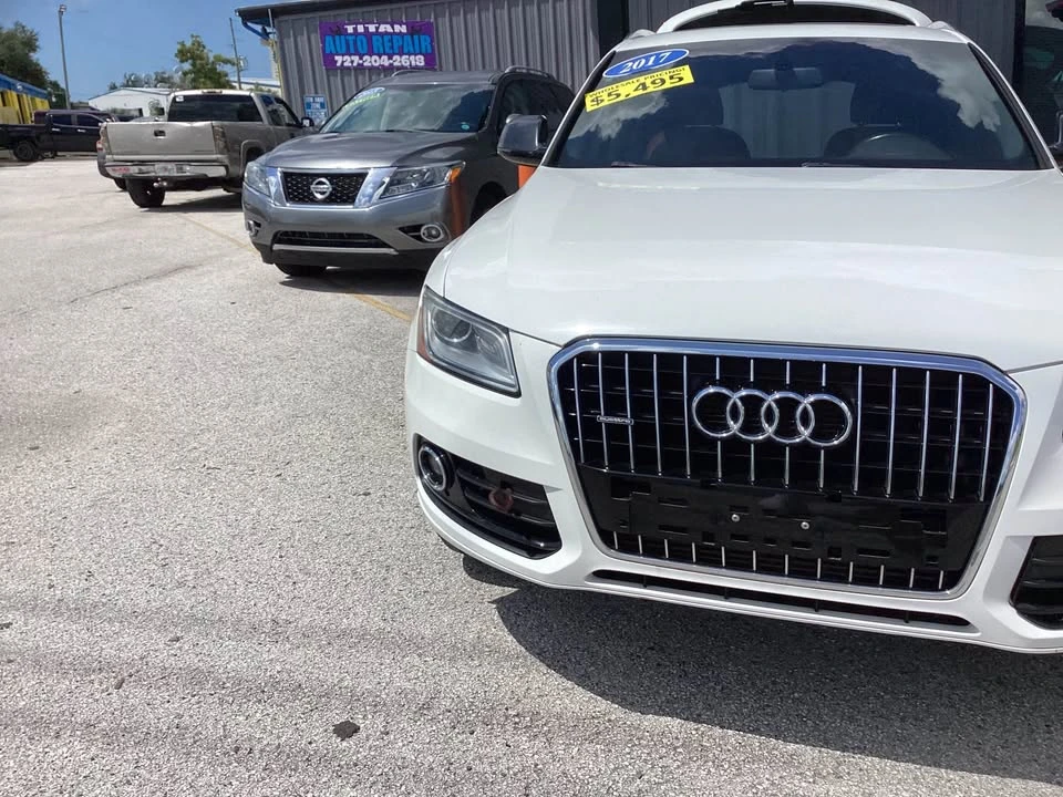 2017 Audi FY Q5 - Image 2 of 9