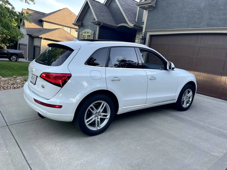 2017 Audi FY Q5 - Image 2 of 5