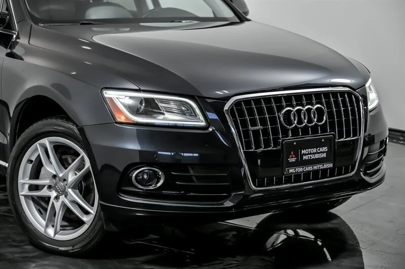 2017 Audi 8R Q5 - Image 2 of 21