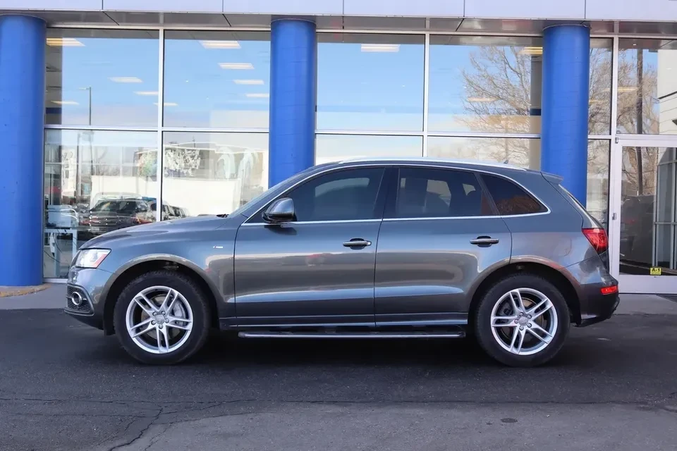 2017 Audi 8R Q5 - Image 2 of 20