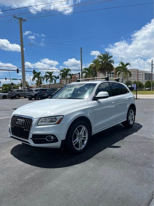 2017 Audi 8R Q5 - Image 2 of 11