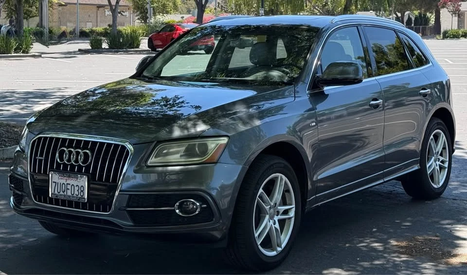 2017 Audi 8R Q5 - Image 2 of 11