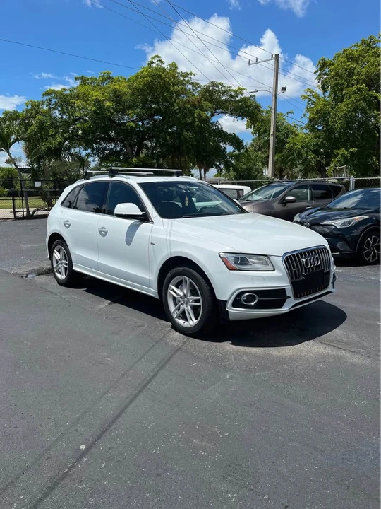 2017 Audi 8R Q5 - Image 2 of 11