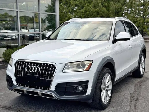 2017 Audi Q5 2.0T quattro Premium Plus