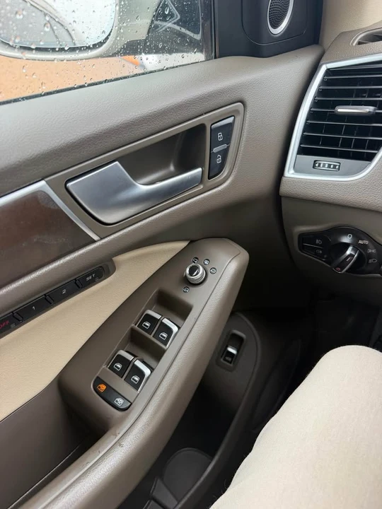 2017 Audi 8R Q5 - Image 8 of 13