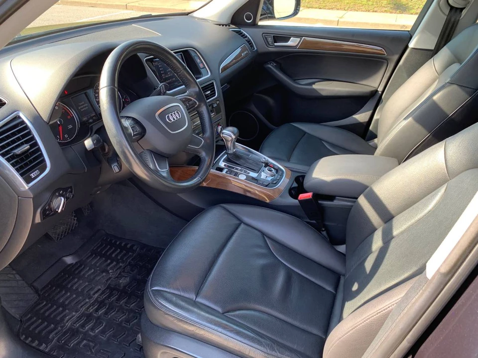 2017 Audi FY Q5 - Image 11 of 21