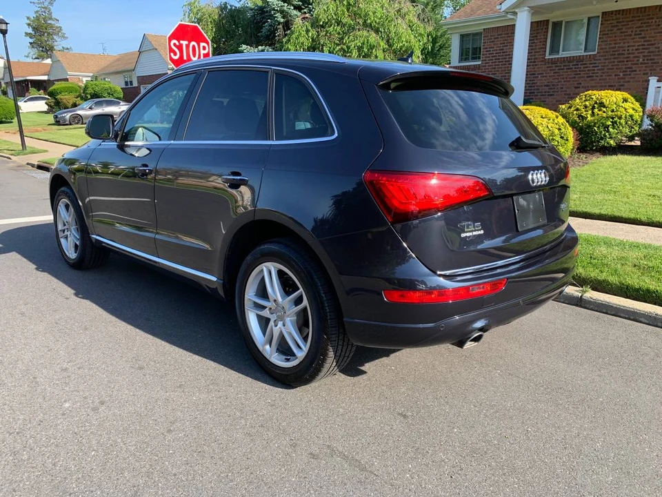 2017 Audi FY Q5 - Image 9 of 23
