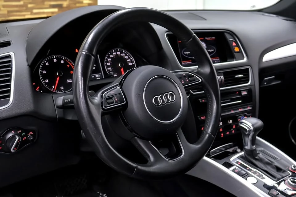 2017 Audi 8R Q5 - Image 13 of 20