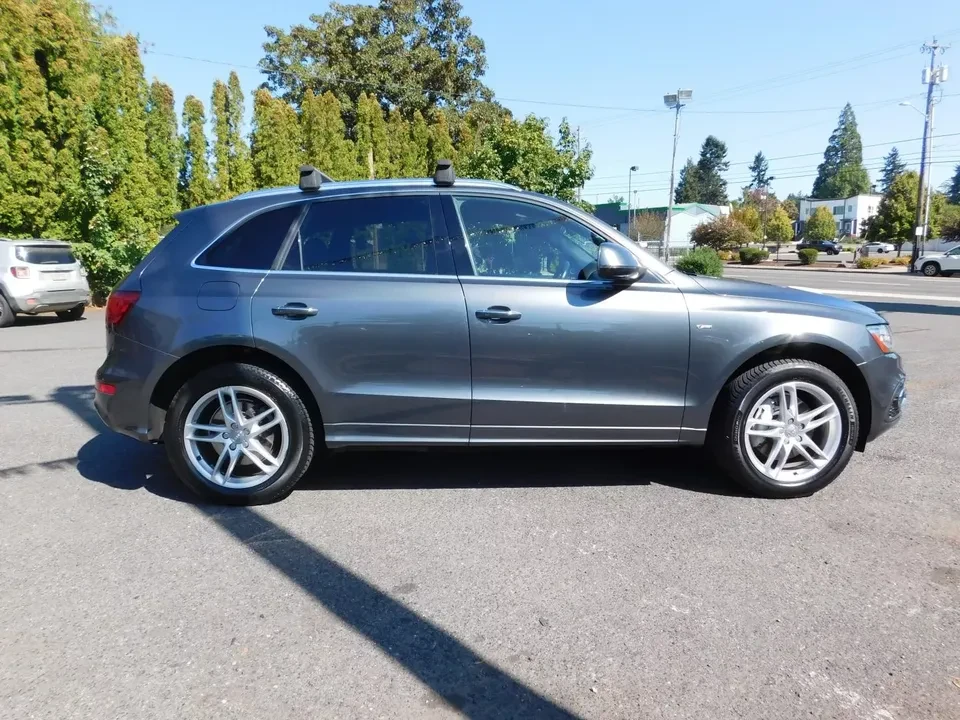 2017 Audi 8R Q5 - Image 2 of 15