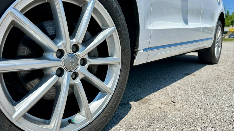 2017 Audi 8R Q5 - Image 3 of 20