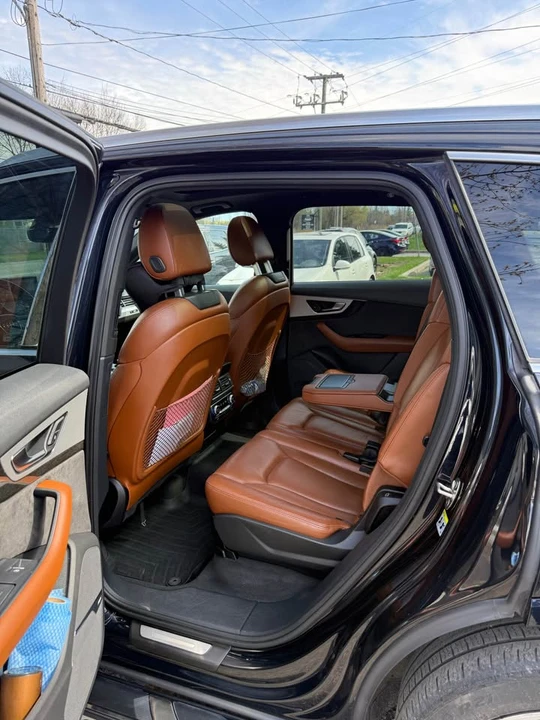 2017 Audi 4M Q7 - Image 9 of 20