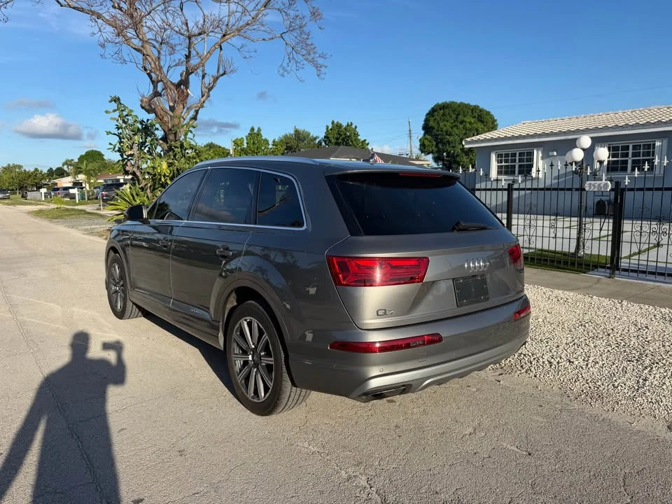 2017 Audi 4M Q7 - Image 5 of 10