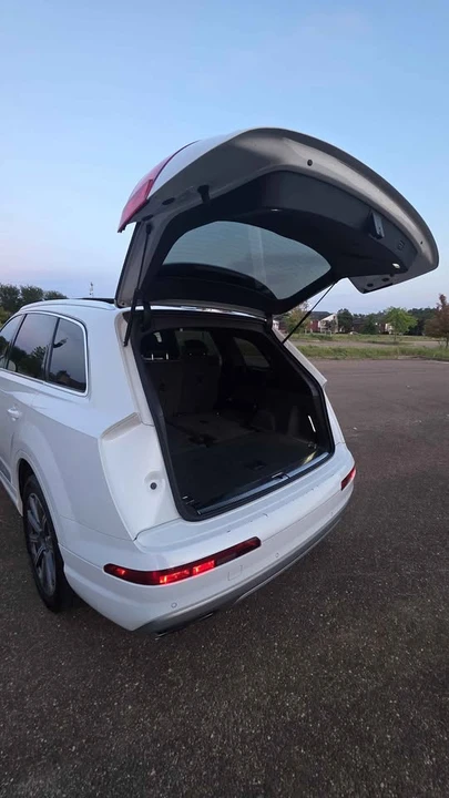 2017 Audi 4M Q7 - Image 9 of 20
