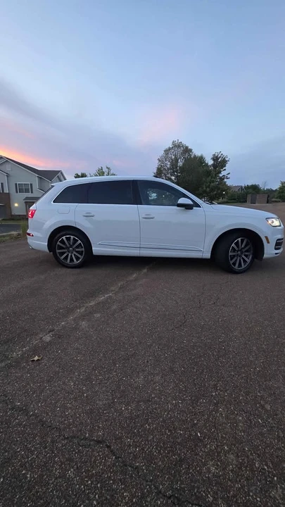 2017 Audi 4M Q7 - Image 4 of 19