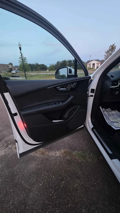 2017 Audi 4M Q7 - Image 14 of 19