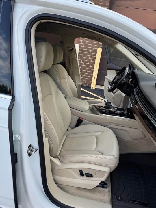 2017 Audi 4M Q7 - Image 17 of 20