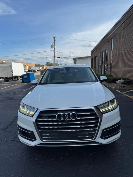 2017 Audi 4M Q7 - Image 2 of 20