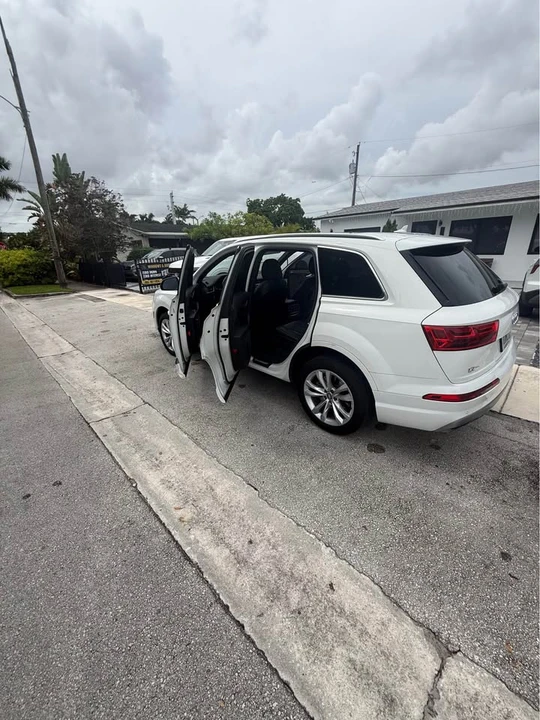 2017 Audi 4M Q7 - Image 10 of 15