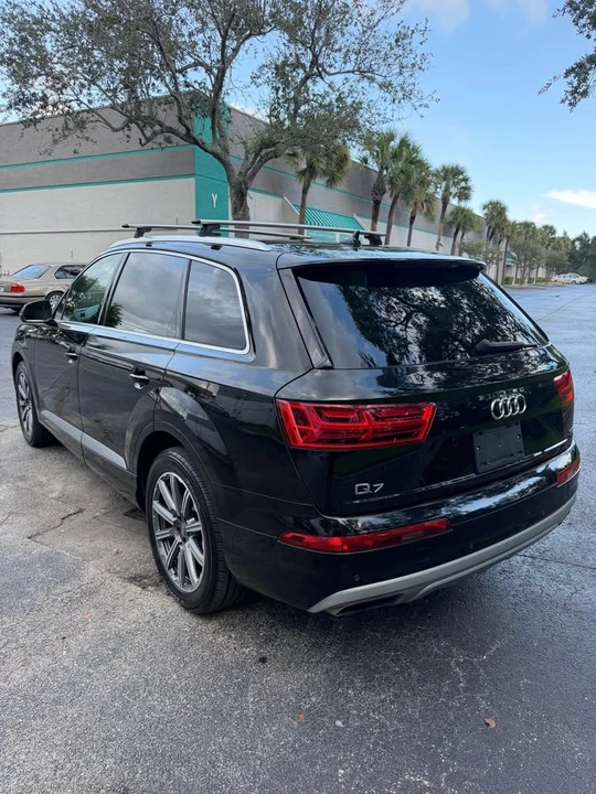 2017 Audi 4M Q7 - Image 2 of 16