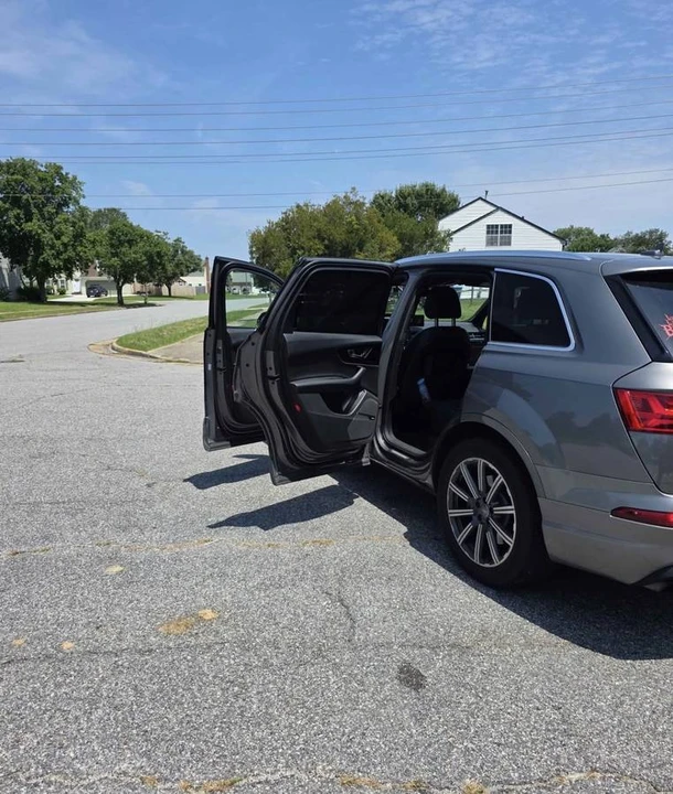 2017 Audi 4M Q7 - Image 8 of 10