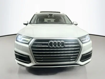 2017 Audi 4M Q7 - Image 2 of 7