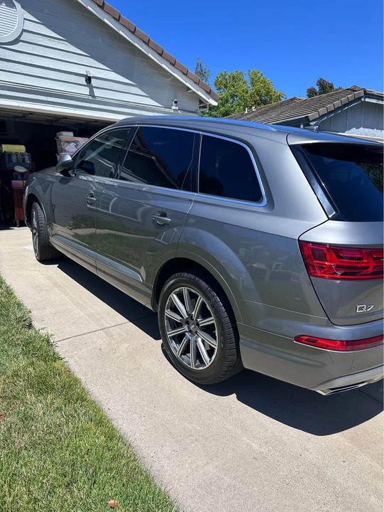 2017 Audi 4M Q7 - Image 8 of 9