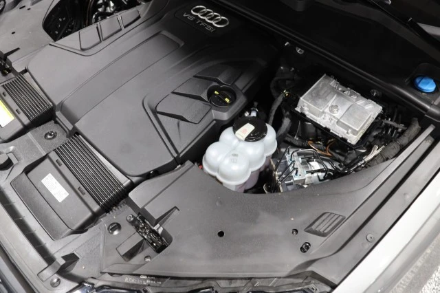 2017 Audi 4M Q7 - Image 17 of 21