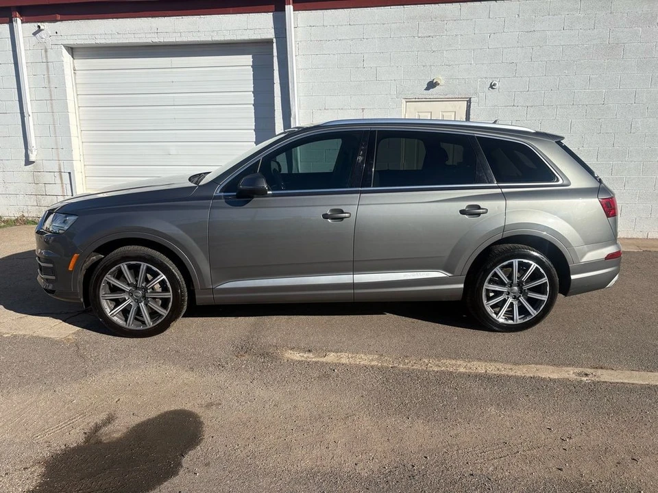 2017 Audi 4M Q7 - Image 2 of 21