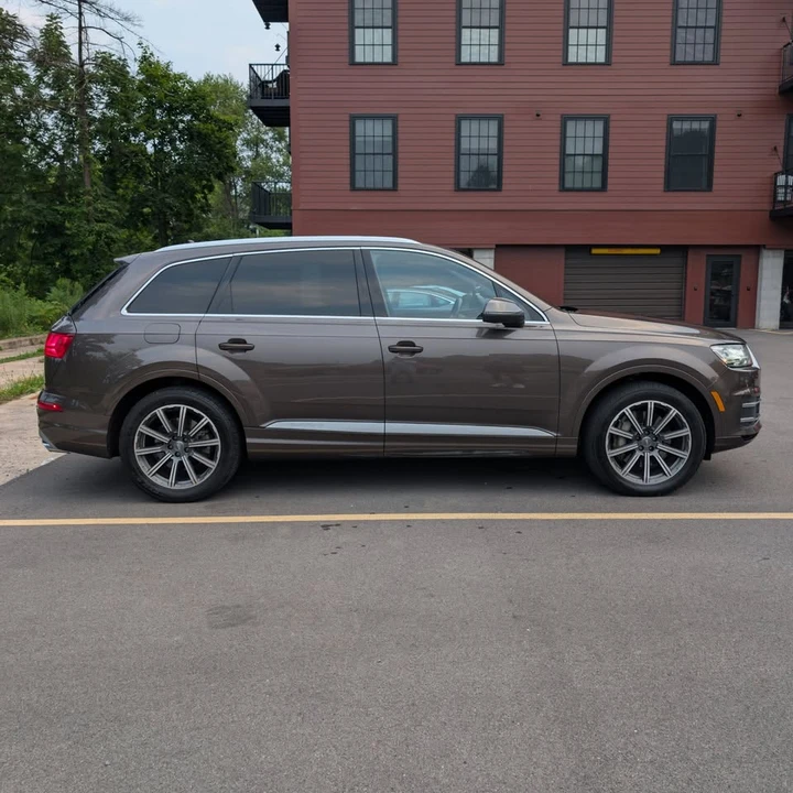 2017 Audi 4M Q7 - Image 4 of 20