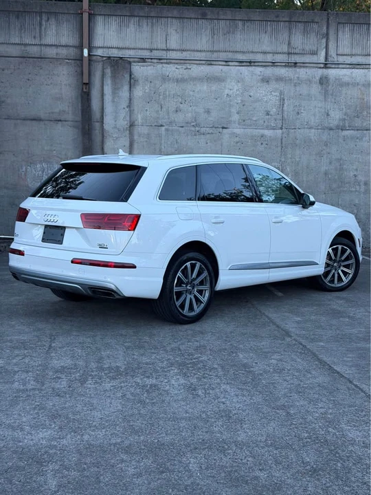 2017 Audi 4M Q7 - Image 4 of 19