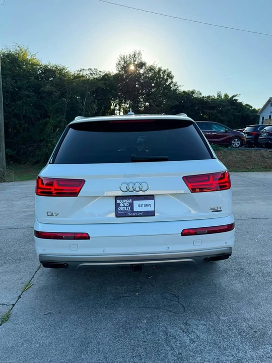 2017 Audi 4M Q7 - Image 11 of 19