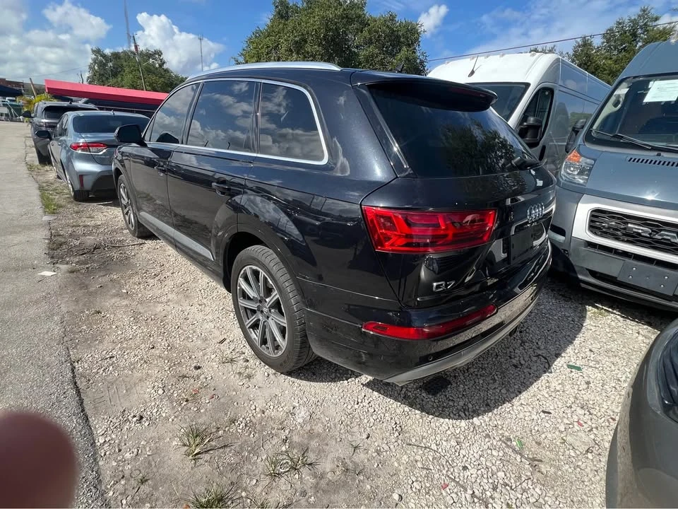 2017 Audi 4M Q7 - Image 10 of 10
