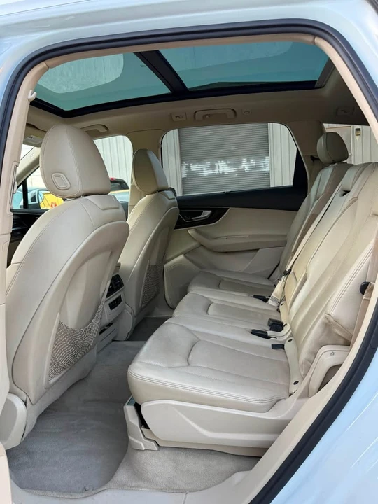 2017 Audi 4M Q7 - Image 7 of 19